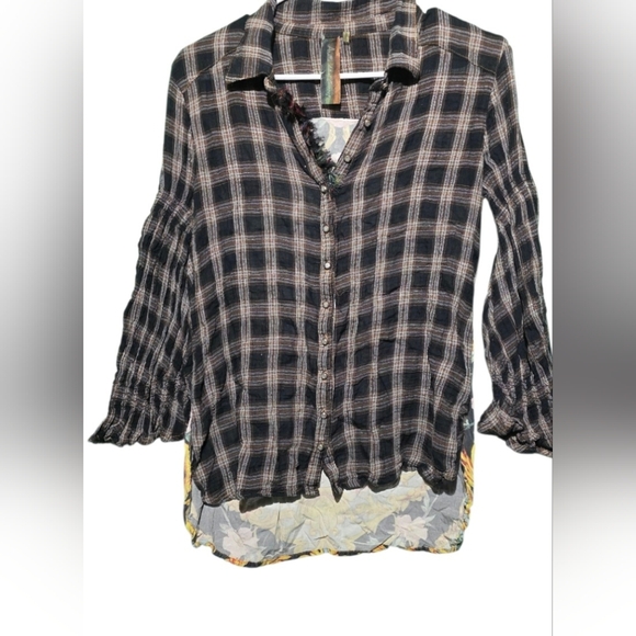 Aratta Black Plaid and Floral Button Down Shirt Upcycled Small PTP 19 - Picture 3 of 5